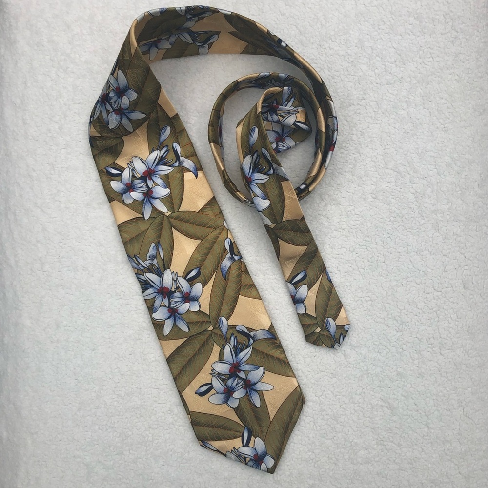 Tango Max Raab 100% Silk Tie - Tan Beige Green White Blue - Hawaiian Island Vibe